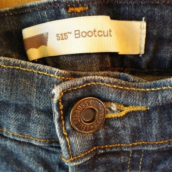 Levi's 515 Boot Cut Jeans - Picture 7 of 9